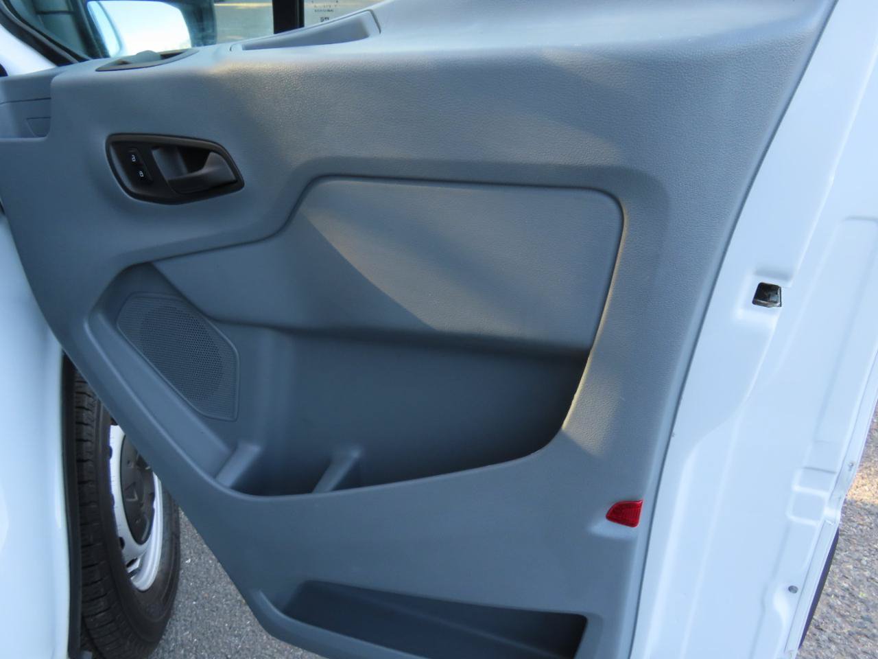 Used 2018 Ford Transit 150 148 Low Roof RWD image 17