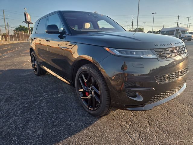 Used 2023 Land Rover Range Rover Sport SE Dynamic AWD/4WD image 2