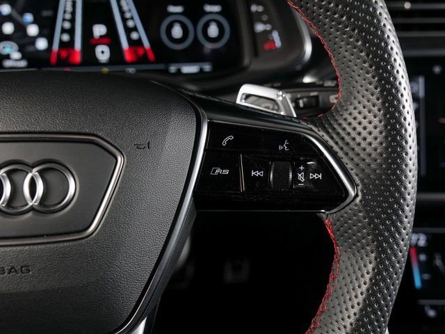 Used 2024 Audi RS 6 performance image 25