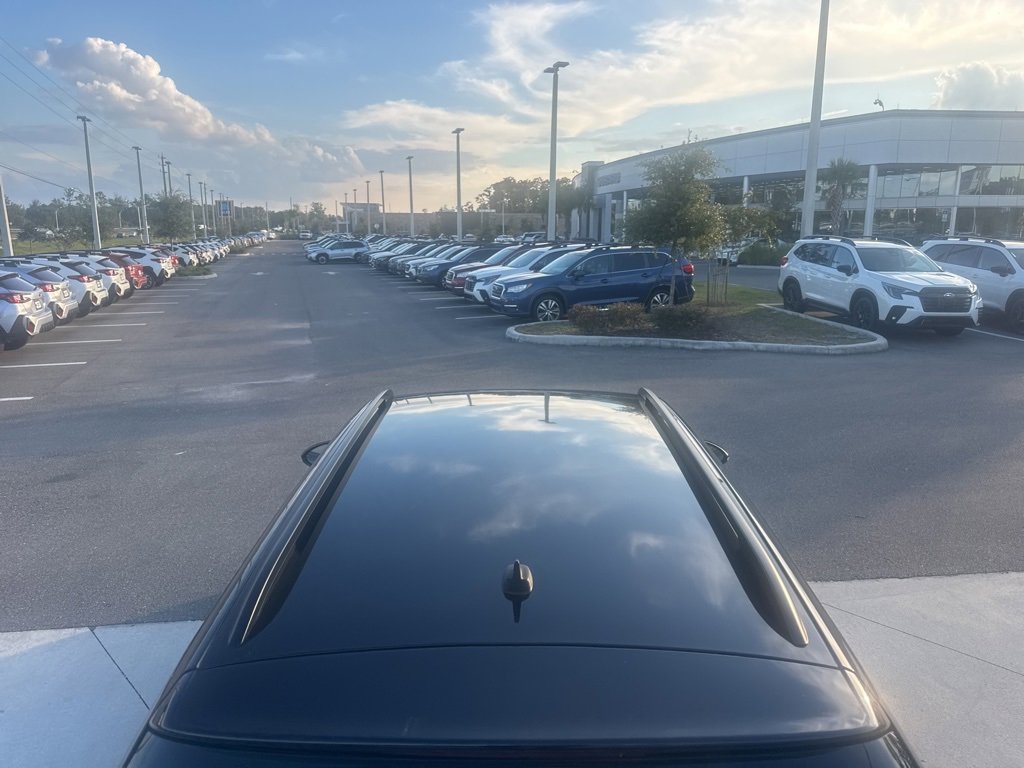 Used 2018 Volkswagen Golf S image 16