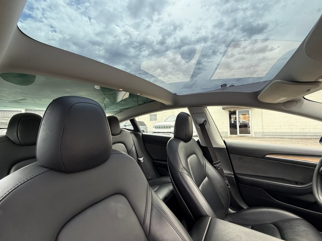 Used 2022 Tesla Model 3 RWD image 29