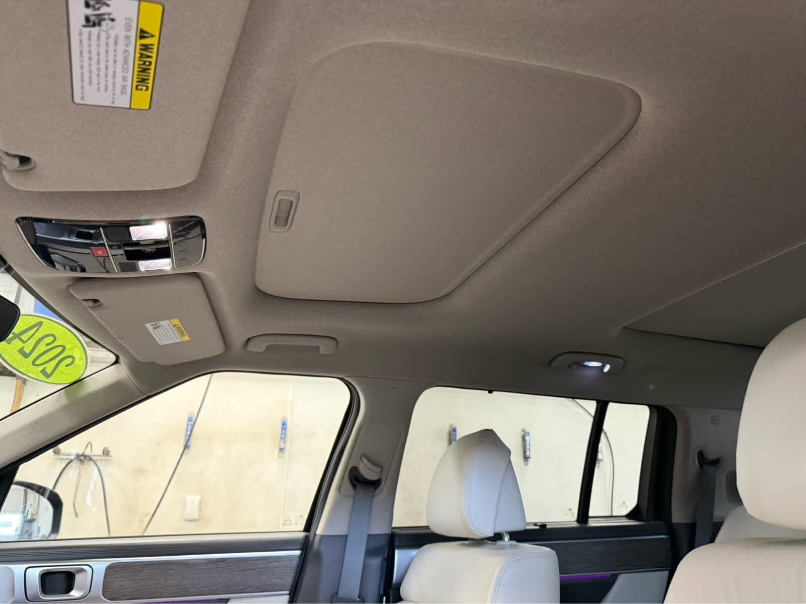 Used 2024 Hyundai Santa Fe Limited image 14