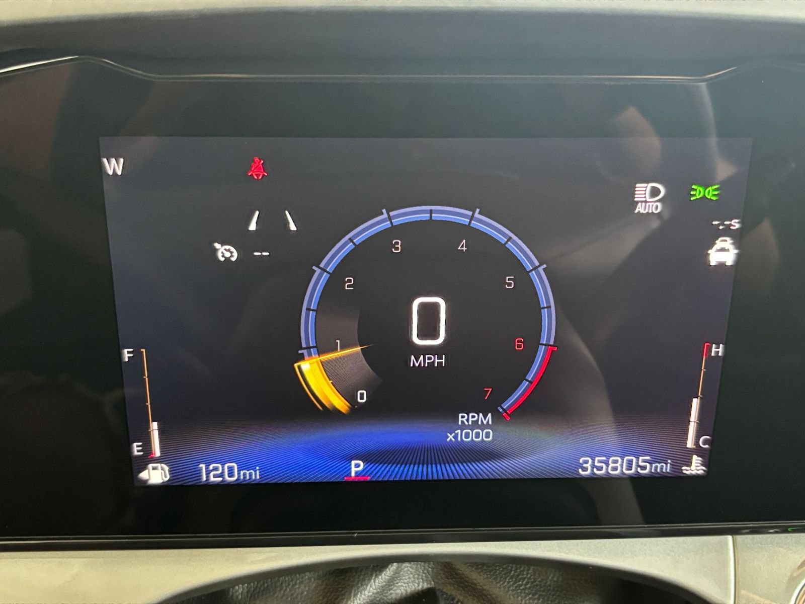 Used 2025 Chevrolet Trax LT FWD image 40