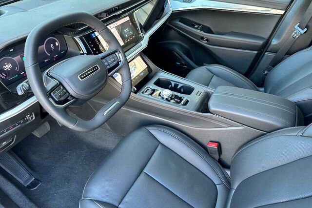 New 2025 Jeep Wagoneer S Launch Edition image 7