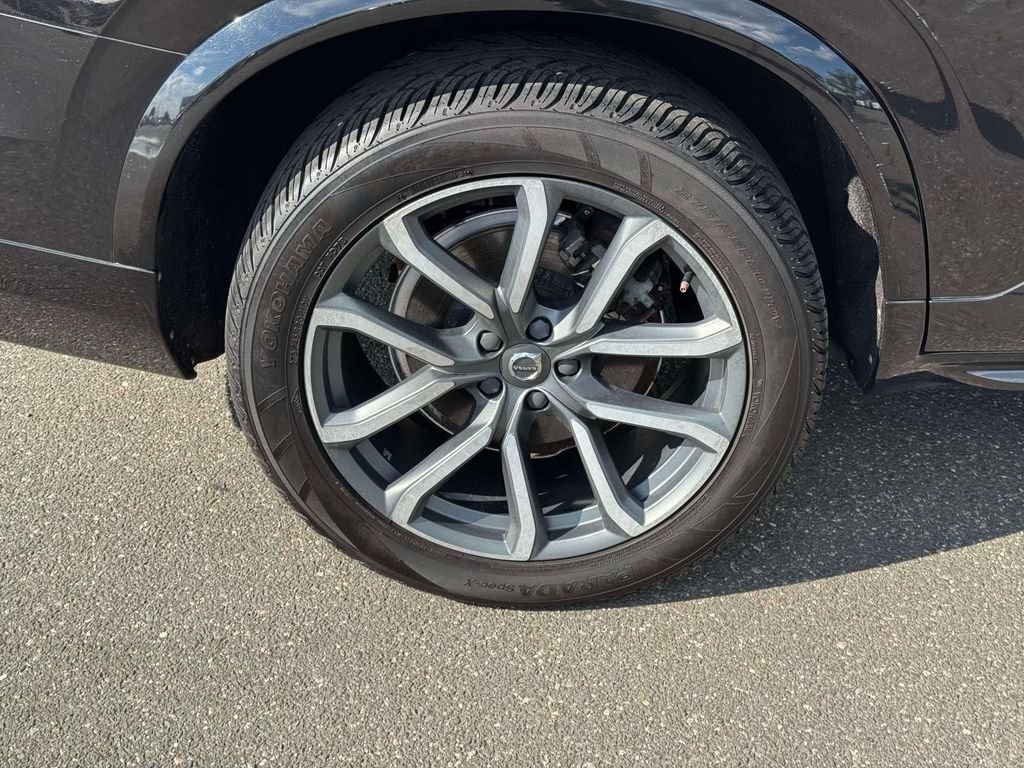 Used 2016 Volvo XC90 T6 Momentum AWD/4WD image 10