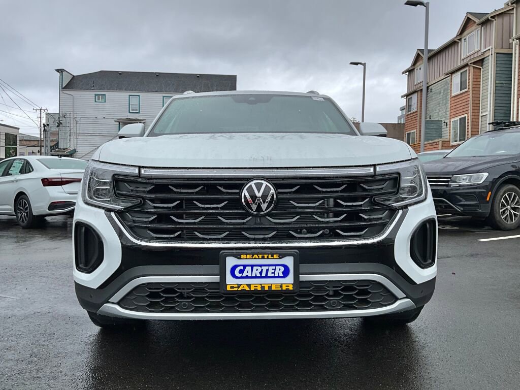 New 2025 Volkswagen Atlas Cross Sport SE image 2