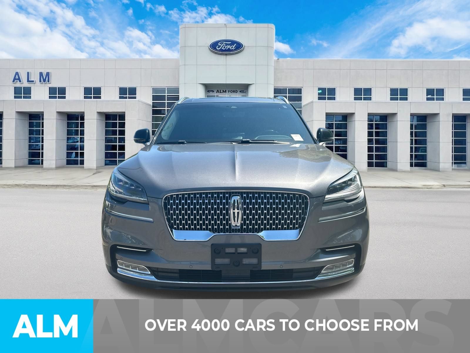 Used 2021 Lincoln Aviator Reserve w/ Class IV Trailer Tow Package RWD image 2