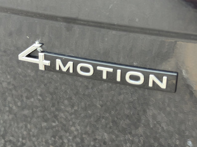 Used 2022 Volkswagen Tiguan SE R-Line AWD/4WD image 33