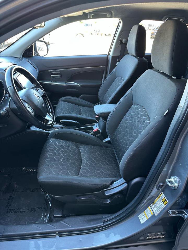 Used 2021 Mitsubishi Outlander Sport SE image 12