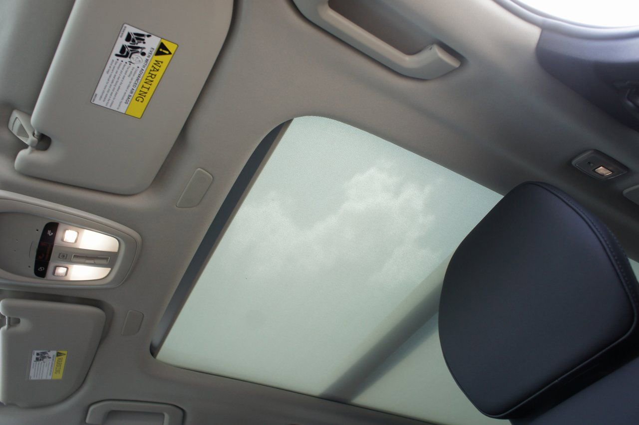 New 2026 Volvo XC60 B5 Plus w/ Protection Package Premier image 21