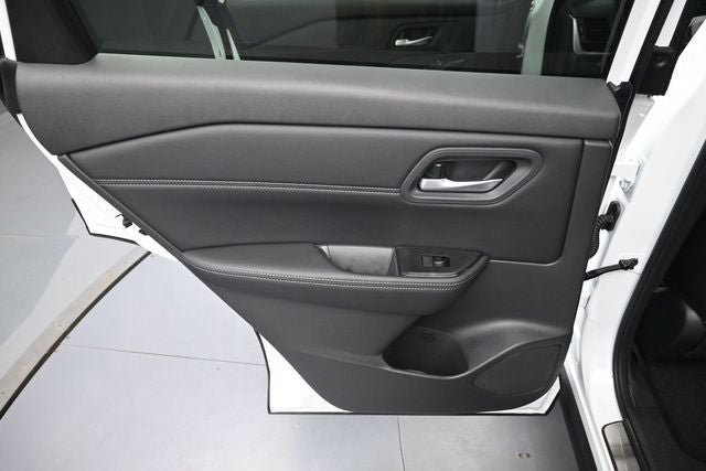 New 2026 Nissan Rogue Dark Armor AWD/4WD image 26