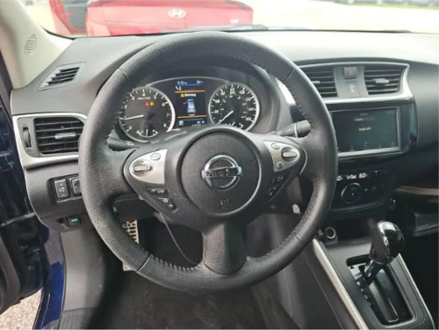Used 2019 Nissan Sentra SV w/ Special Edition Package FWD image 10
