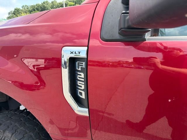 Used 2019 Ford F250 XLT w/ XLT Premium Package AWD/4WD image 6