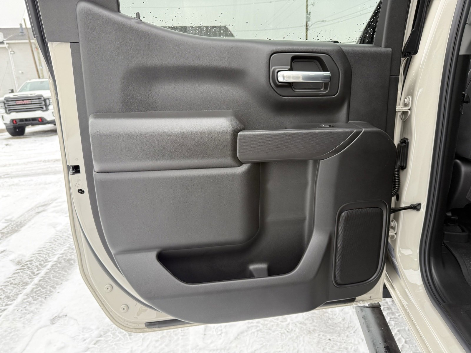 New 2026 Chevrolet Silverado 1500 Custom w/ Turbomax Blackout Package image 17