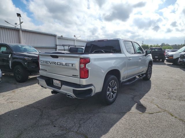 Used 2021 Chevrolet Silverado 1500 RST AWD/4WD image 3