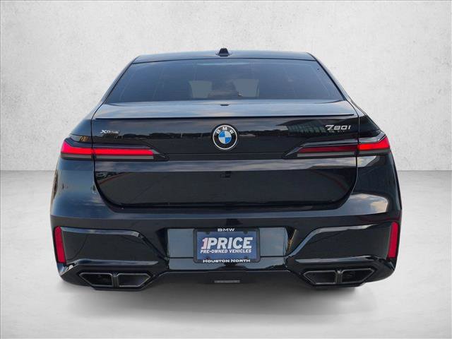 Certified 2025 BMW 760i xDrive w/ Executive Package AWD/4WD image 7