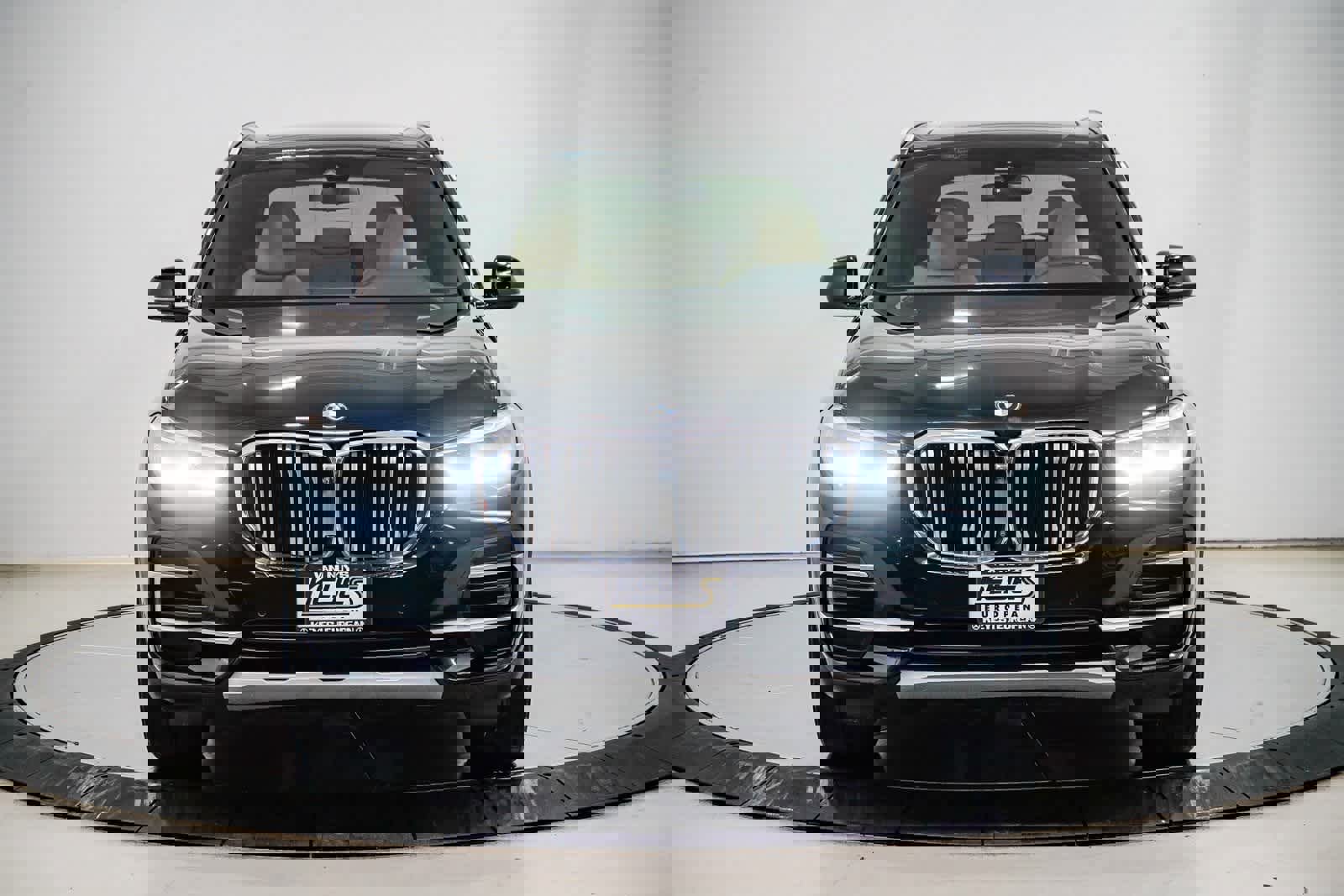 Used 2022 BMW X5 xDrive40i w/ Parking Assistance Package image 6