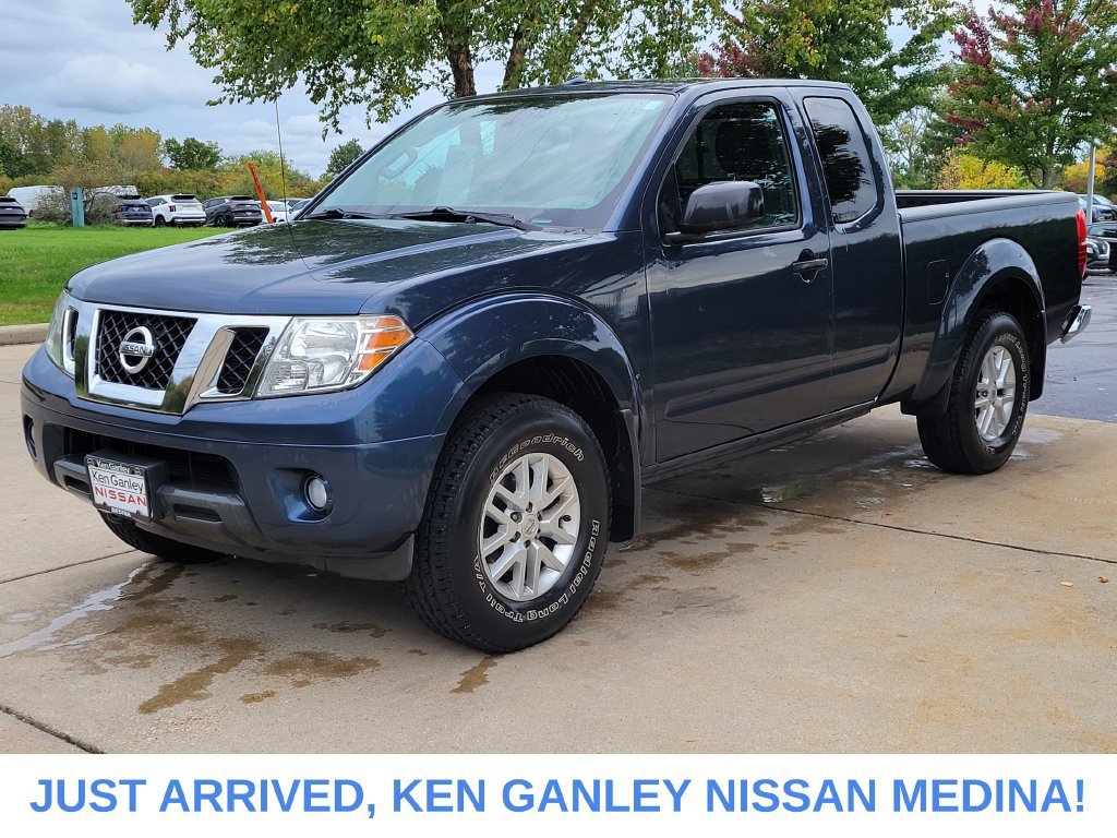 Used 2016 Nissan Frontier SV w/ SV Value Truck Package AWD/4WD image 8