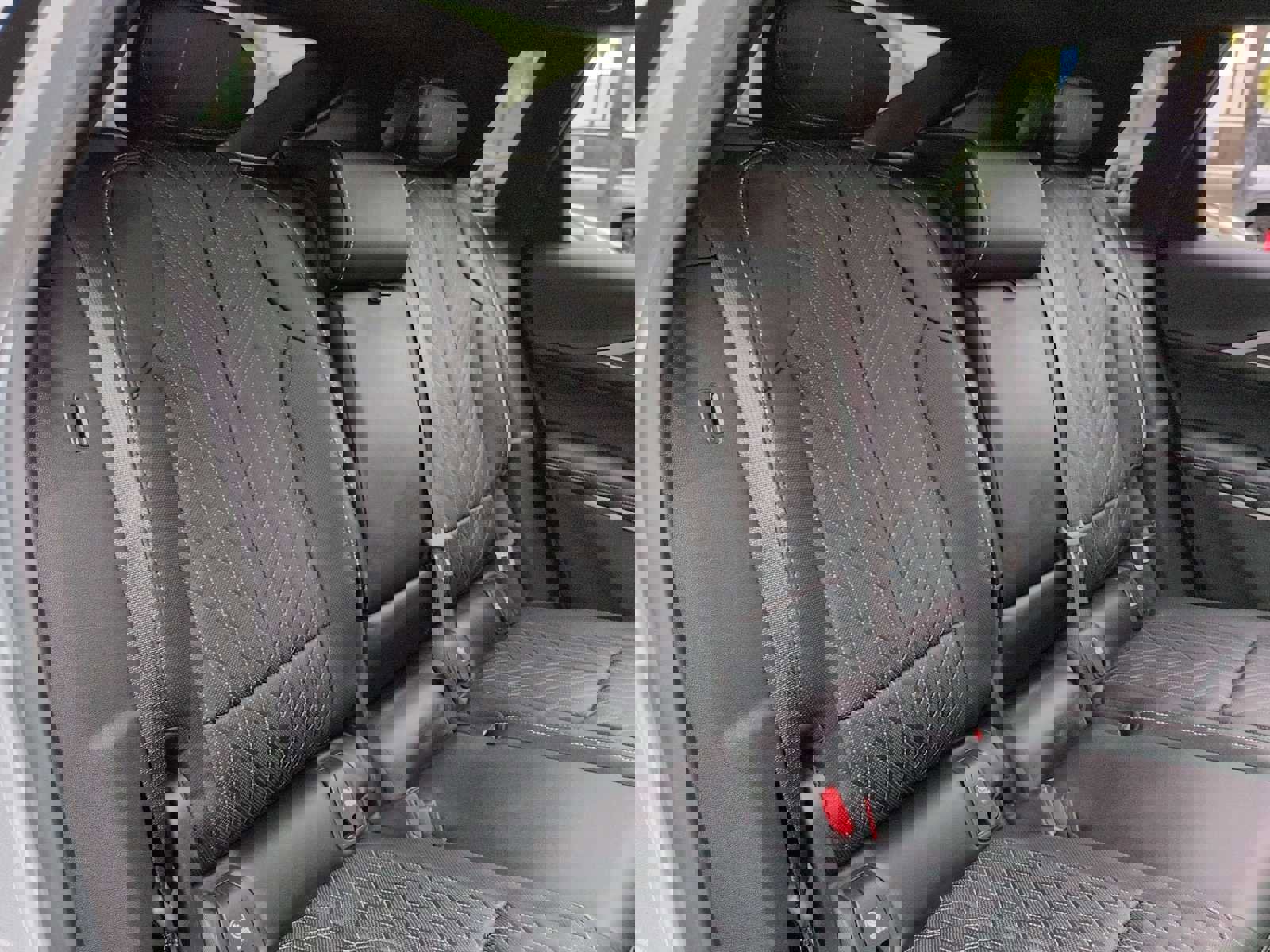 New 2026 Cadillac Lyriq V image 27