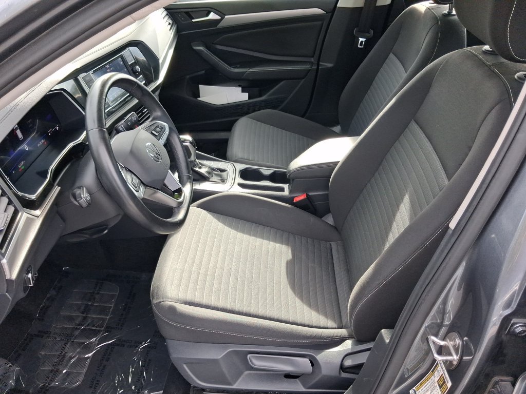 Certified 2024 Volkswagen Jetta S FWD image 18