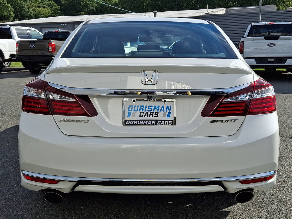 Used 2017 Honda Accord Sport image 5