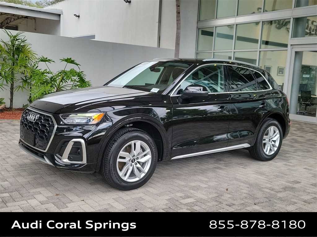Certified 2023 Audi Q5 2.0T Premium w/ Convenience Package image 4