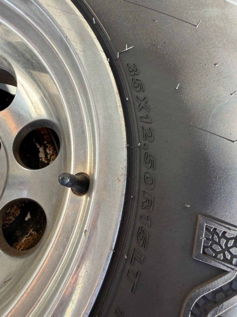 Used 1995 Ford Bronco XLT image 16