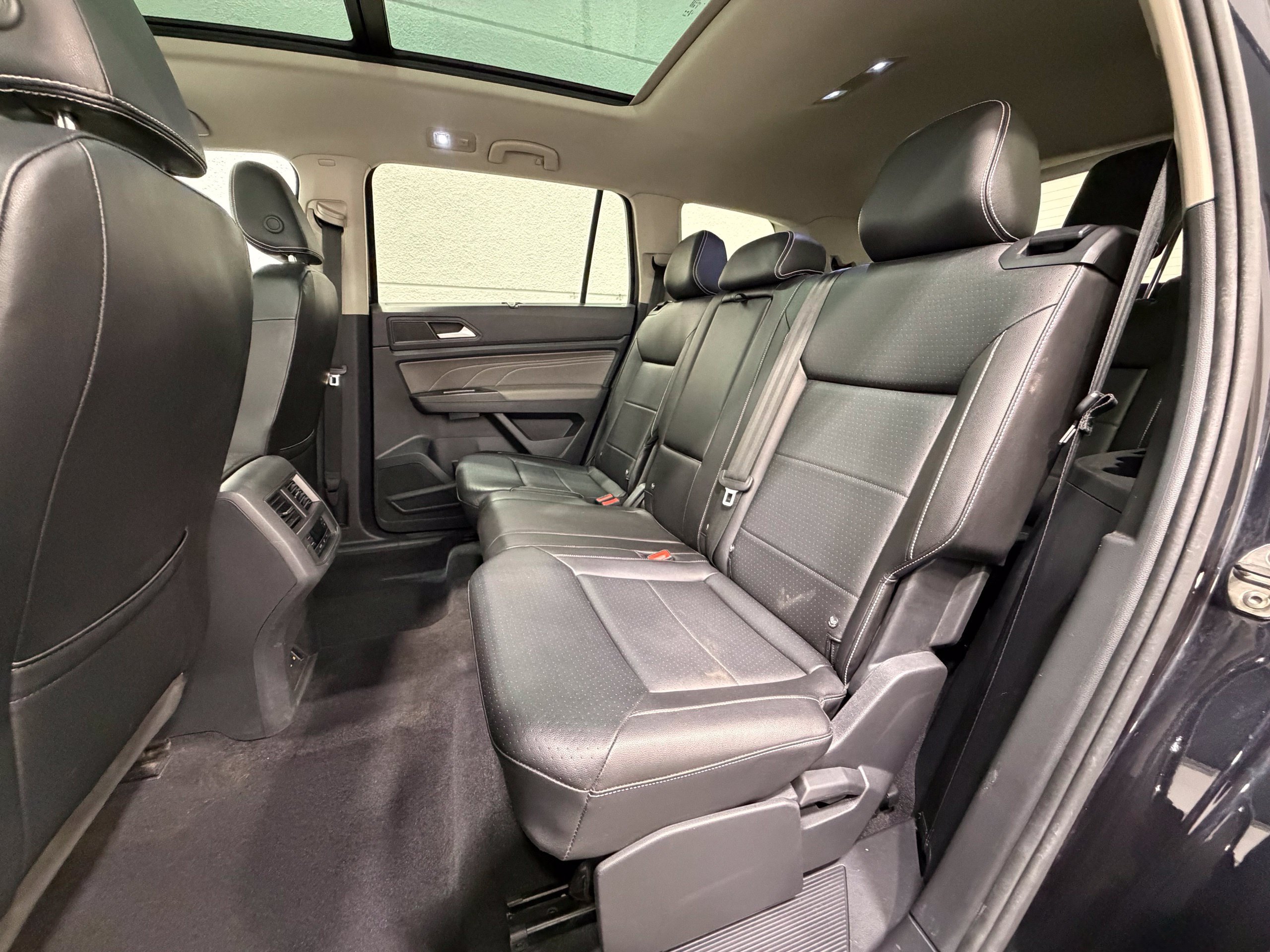 Used 2022 Volkswagen Atlas SE w/ Panoramic Sunroof Package AWD/4WD image 23