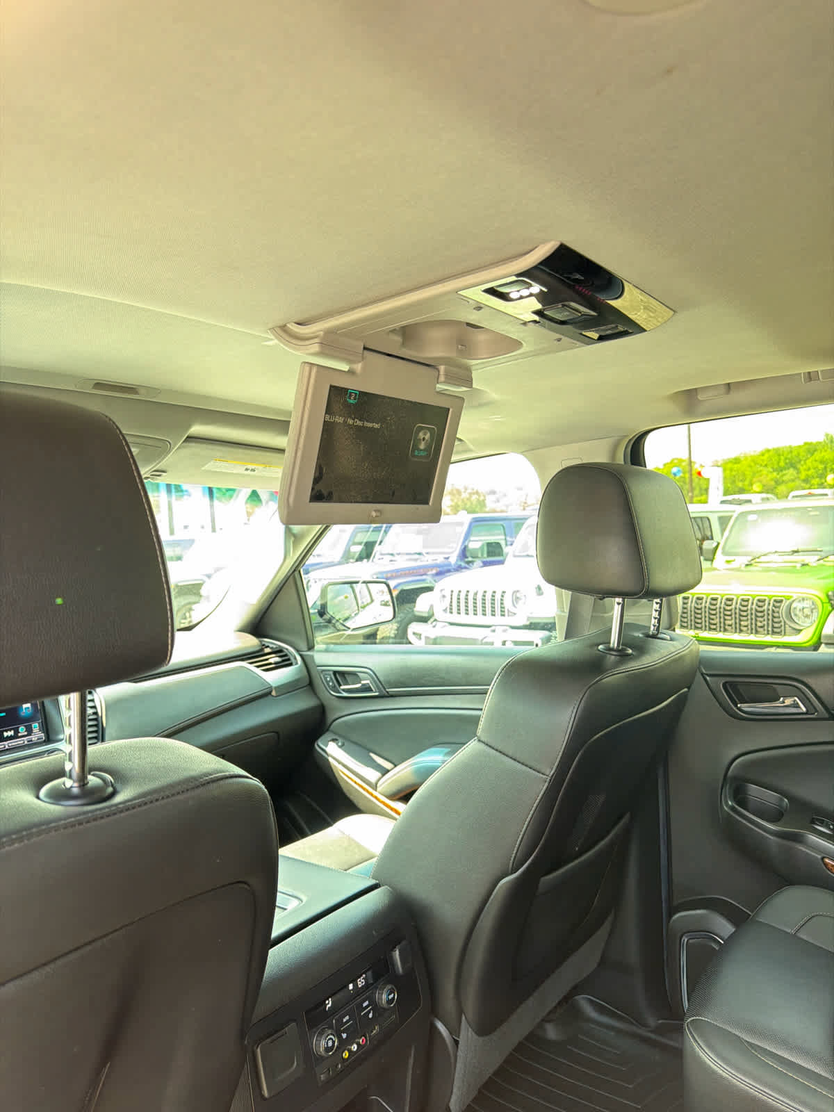 Used 2016 Chevrolet Tahoe LTZ image 12