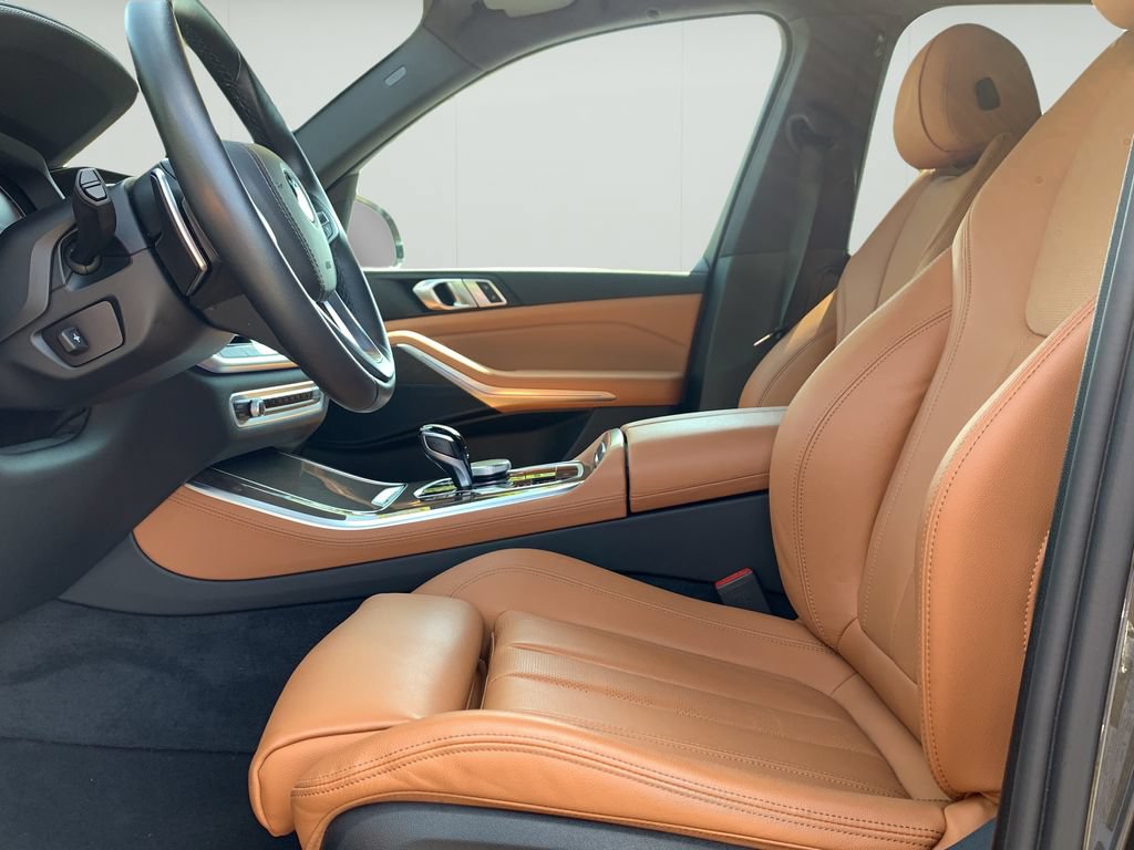 Used 2022 BMW X5 xDrive40i w/ Premium Package AWD/4WD image 14