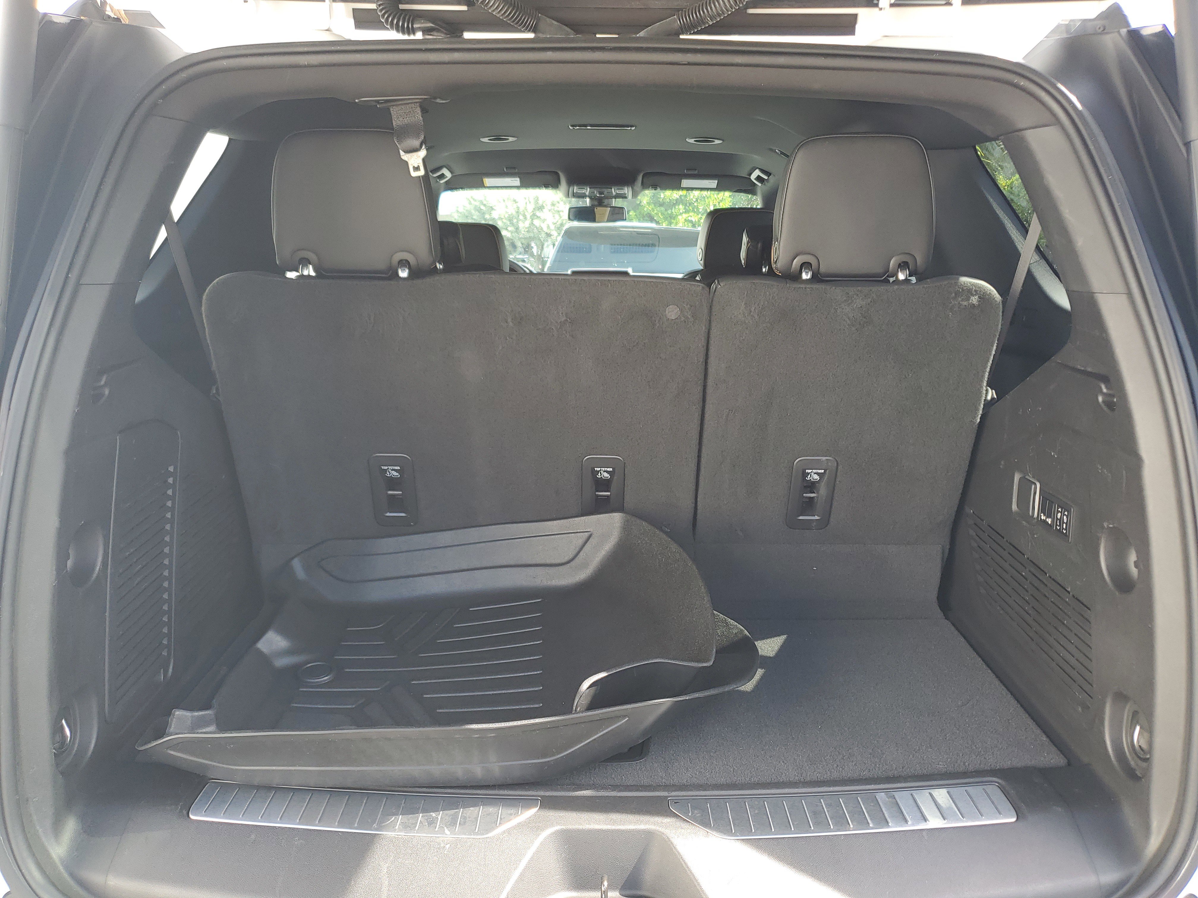 Used 2022 GMC Yukon AT4 AWD/4WD image 10