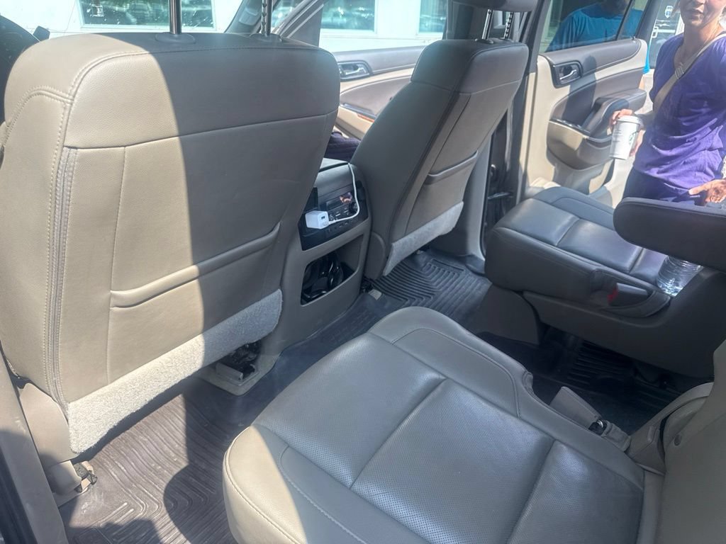 Used 2018 Chevrolet Suburban Premier AWD/4WD image 9