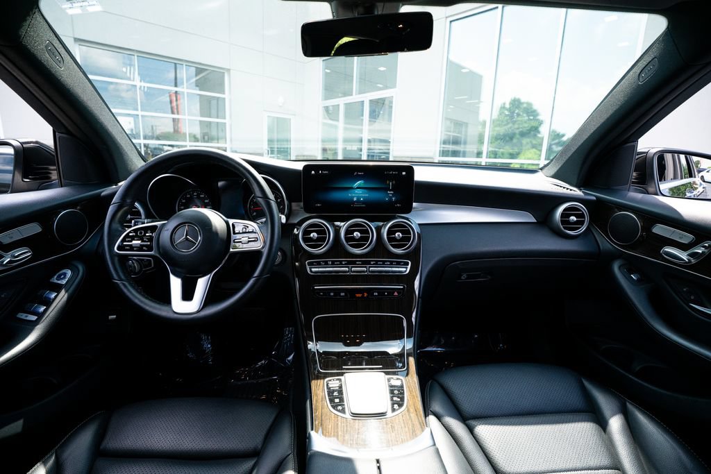 Used 2021 Mercedes-Benz GLC 300 4MATIC w/ Premium Package image 46