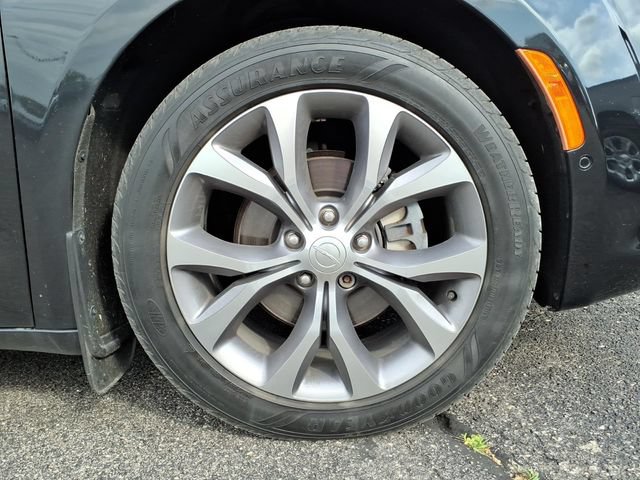 Used 2019 Chrysler Pacifica Limited FWD image 9