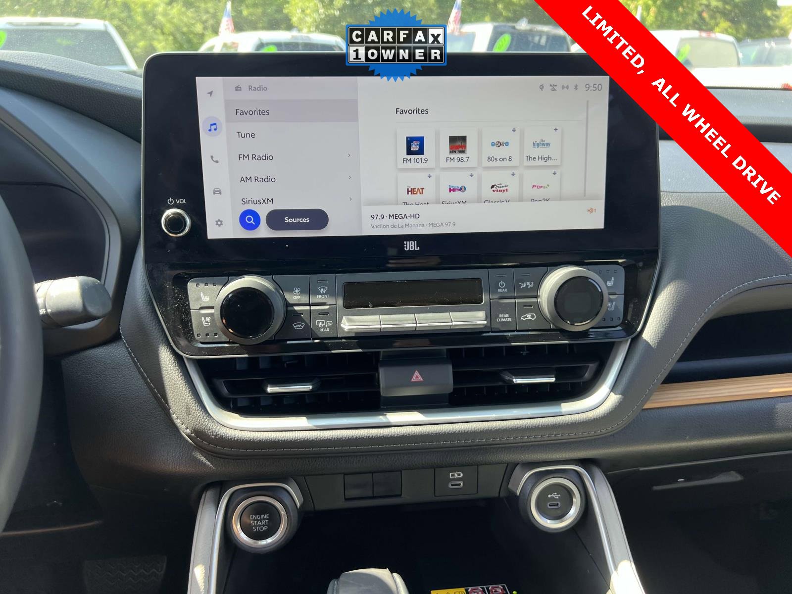 Used 2024 Toyota Grand Highlander Limited image 22