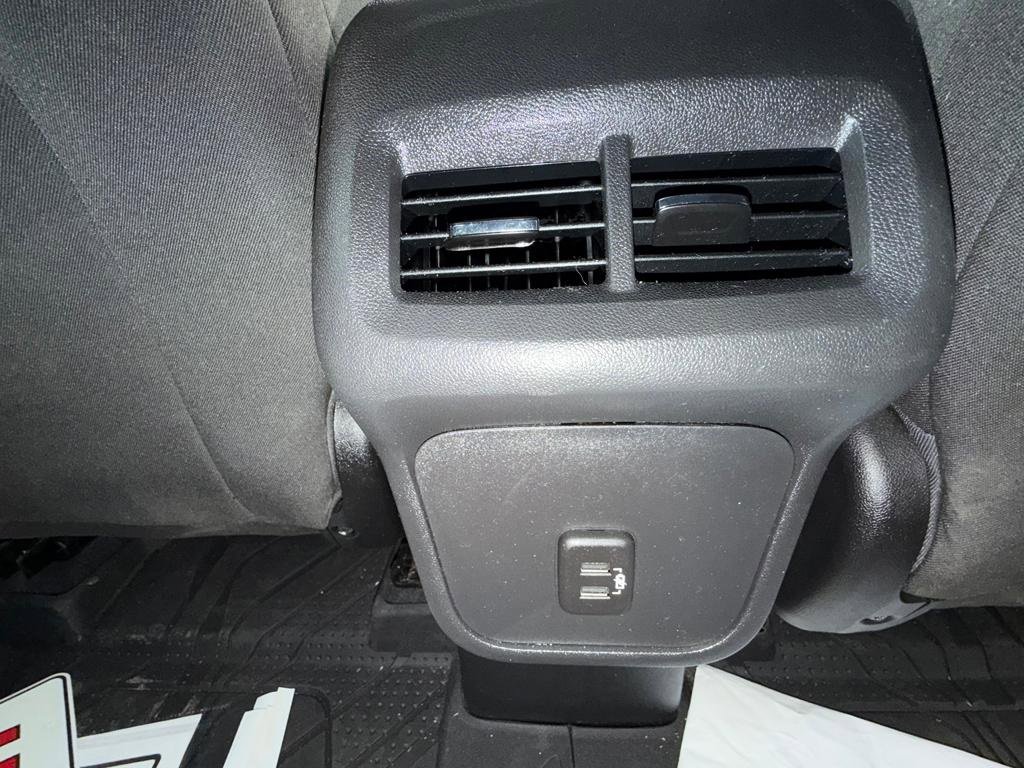 Used 2020 Chevrolet Equinox LT image 42