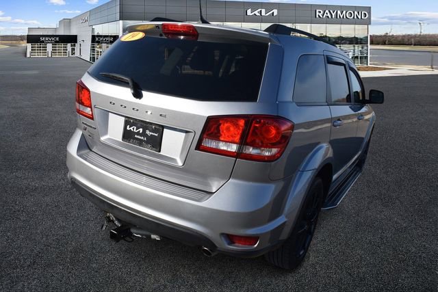 Used 2019 Dodge Journey SE w/ Premium Group image 3