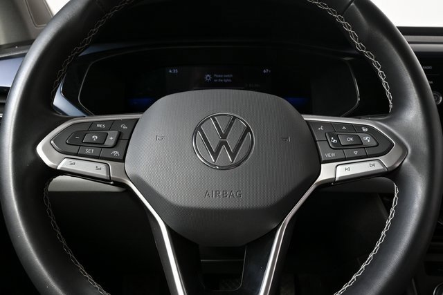 Used 2022 Volkswagen Taos SE image 9