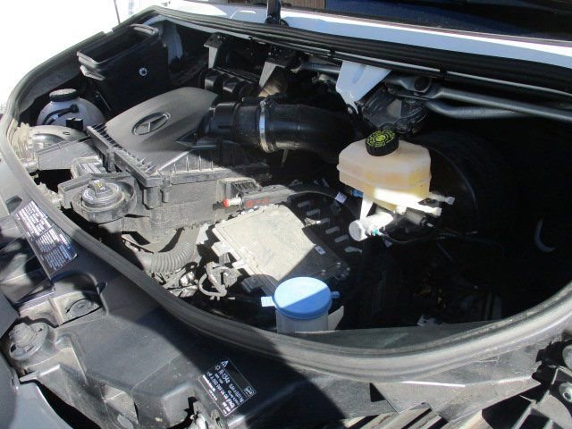Used 2024 Mercedes-Benz Sprinter 2500 image 18
