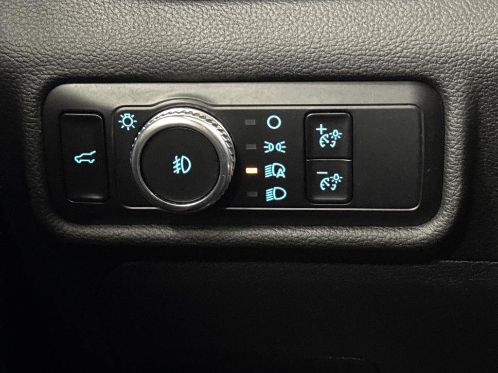 Used 2023 Ford Explorer ST-Line image 26