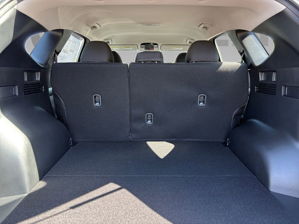 New 2026 Hyundai Tucson SE image 18