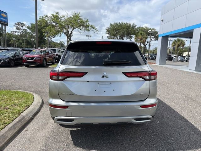 Used 2024 Mitsubishi Outlander SE FWD image 5