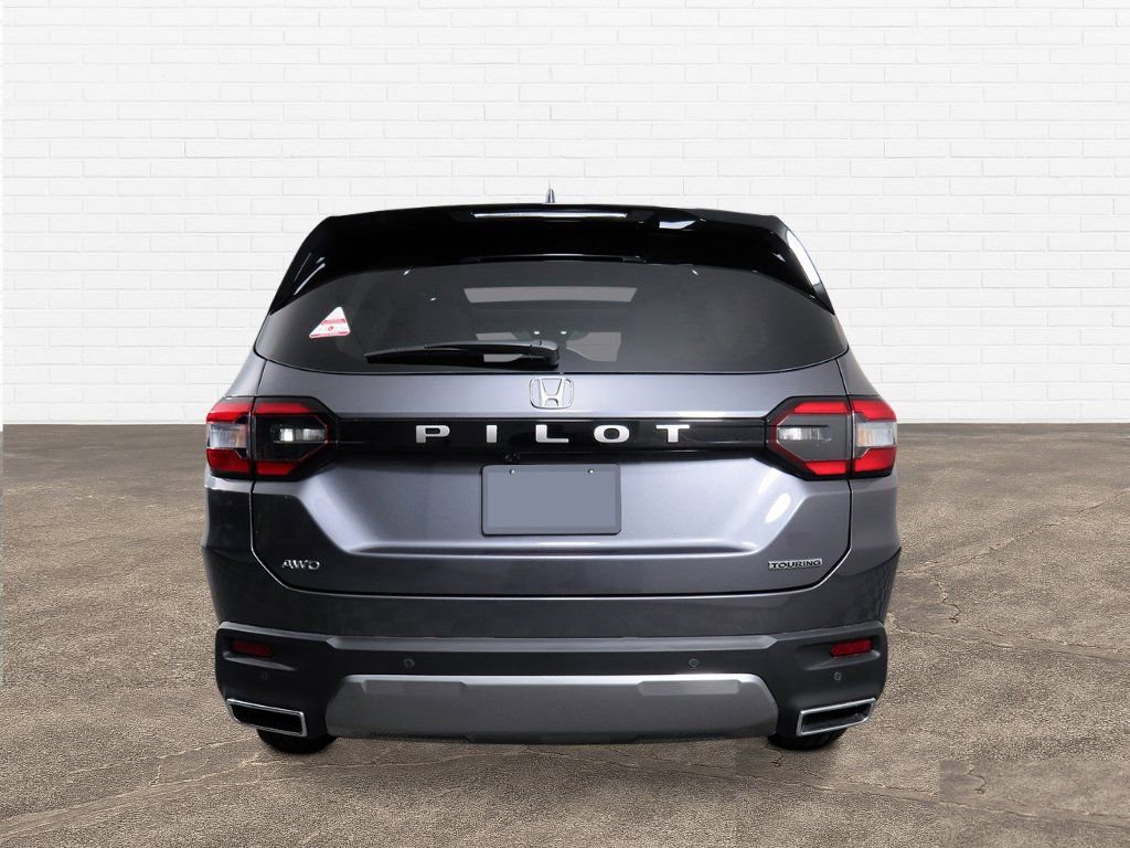 New 2026 Honda Pilot Touring image 5
