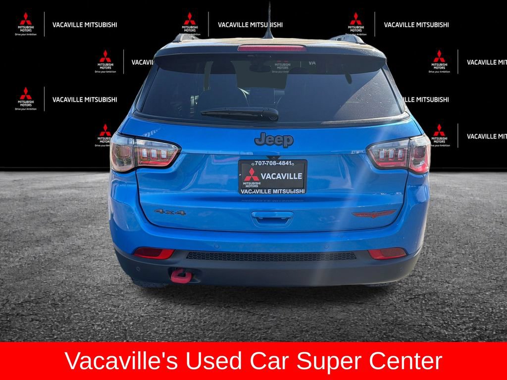 Used 2025 Jeep Compass Trailhawk AWD/4WD image 5
