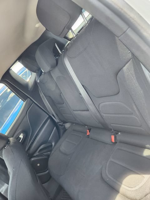 Used 2022 Jeep Renegade Latitude w/ Convenience Group AWD/4WD image 7