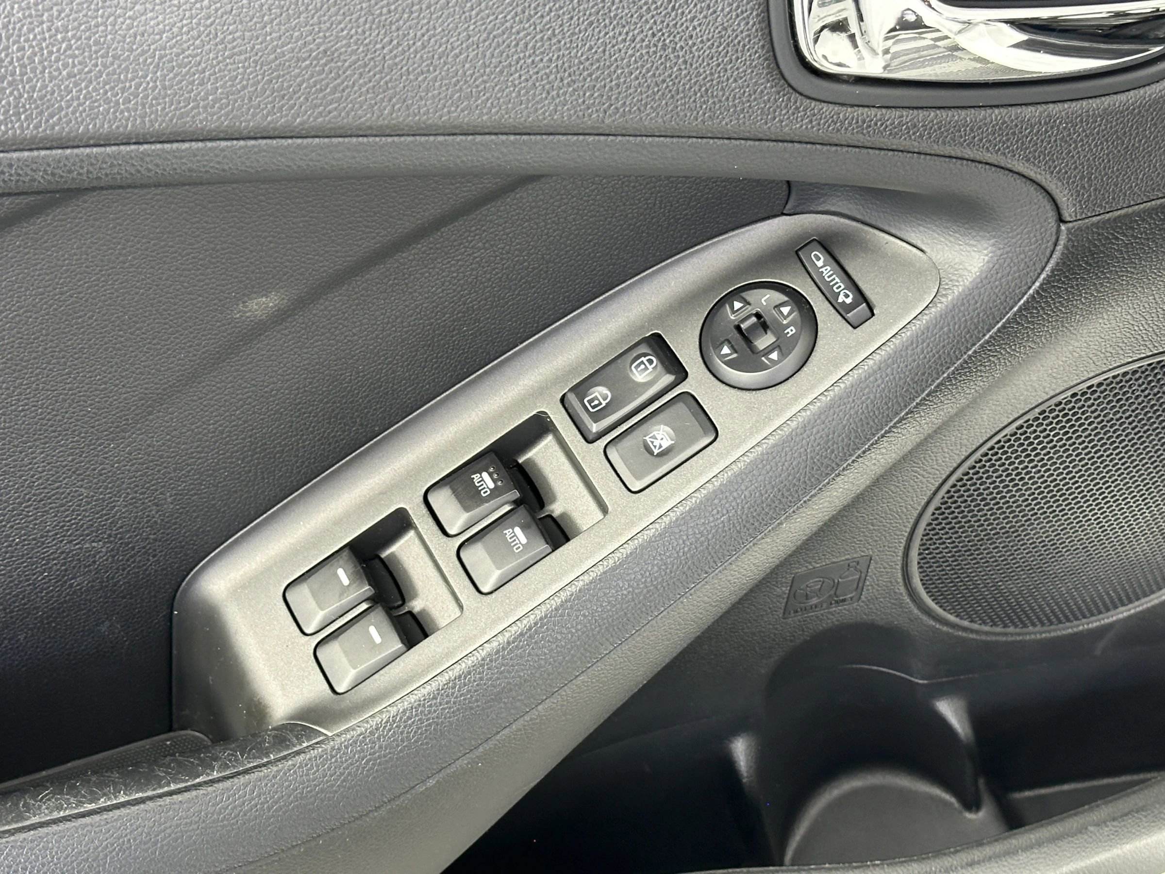 Used 2015 Kia Forte EX image 26