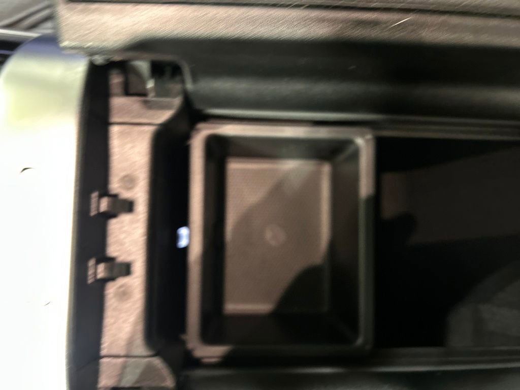 Used 2025 Mercedes-Benz GLC 300 GLC 300 image 30