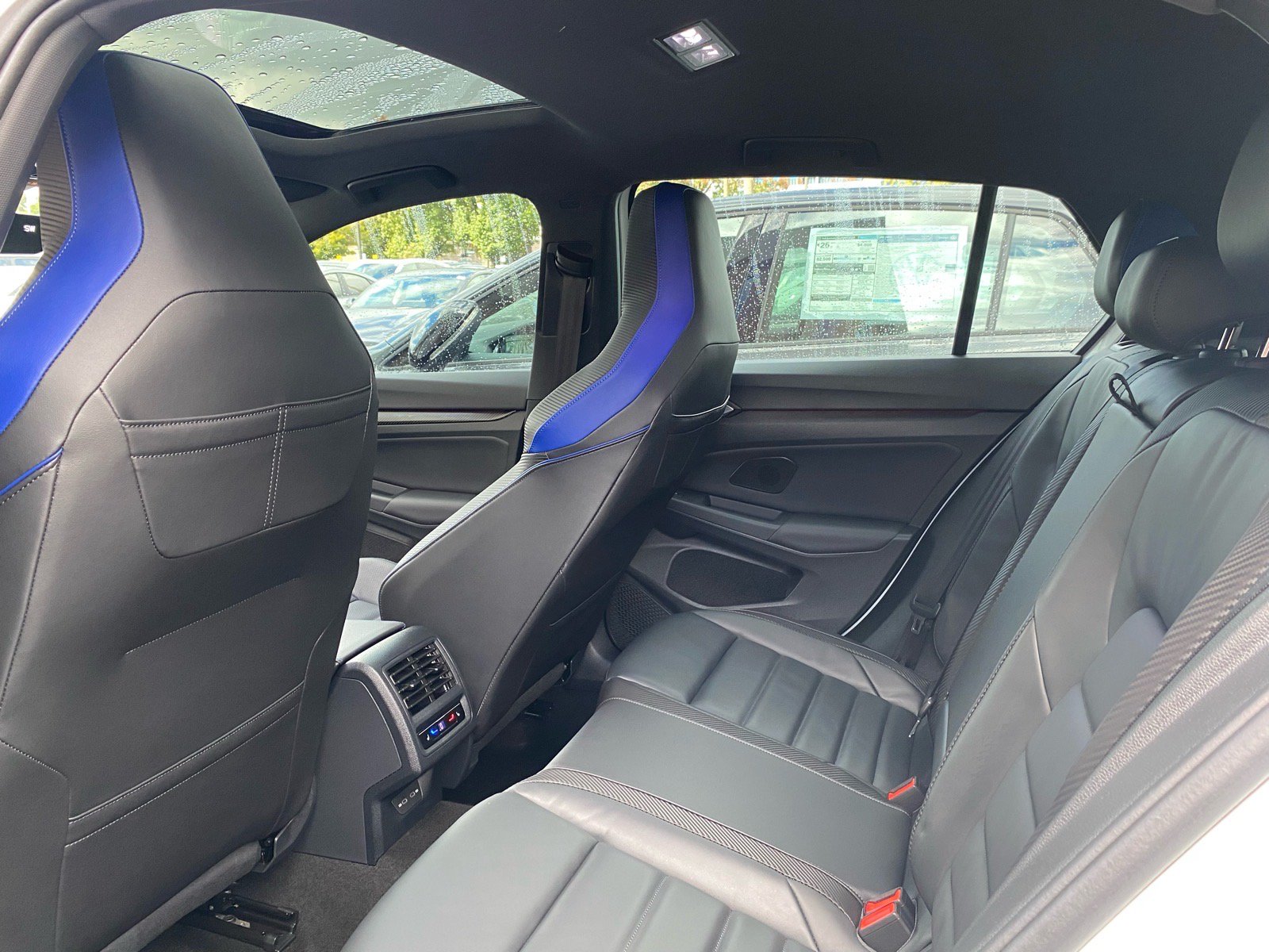 Certified 2025 Volkswagen Golf R Black Edition AWD/4WD image 22