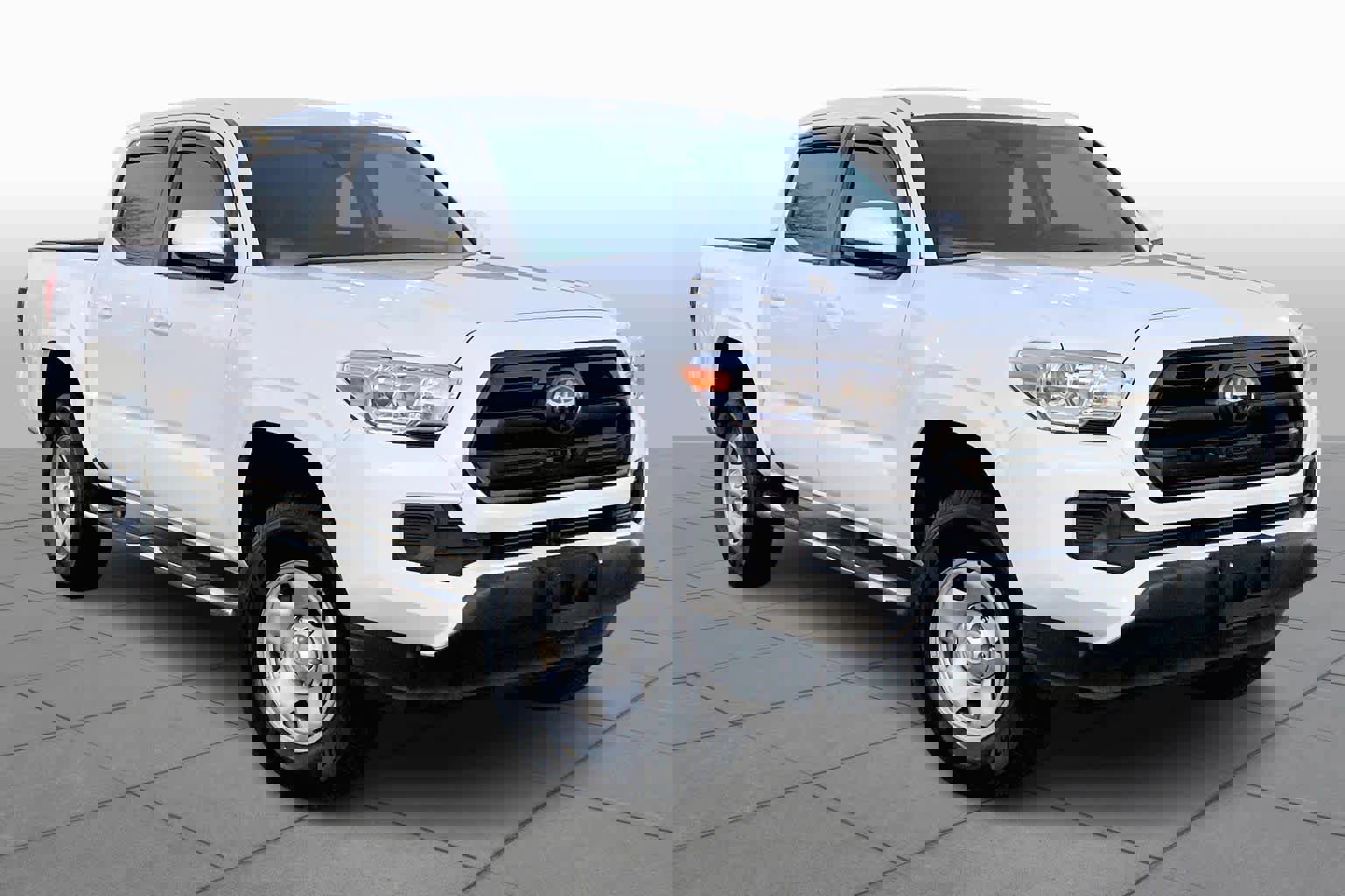 Used 2018 Toyota Tacoma SR image 2