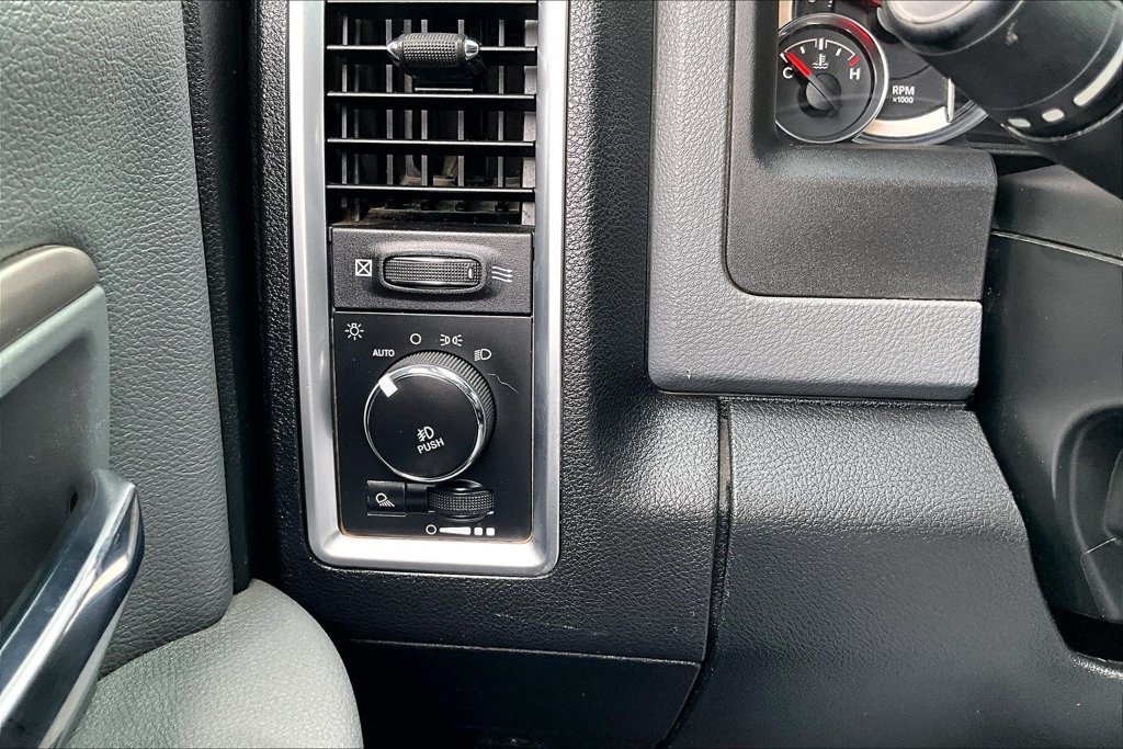 Used 2017 RAM 1500 Lone Star AWD/4WD image 43